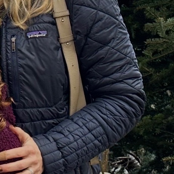 Patagonia Radalie Parka Navy Blue Women's Medium Excellent Condition (Slim Fit) - Picture 11 of 11